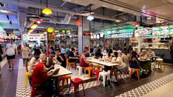 Lucky Plaza (D9), Retail #522010261